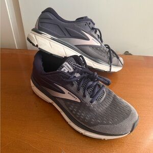 Brooks Dyad 11 Running shoes